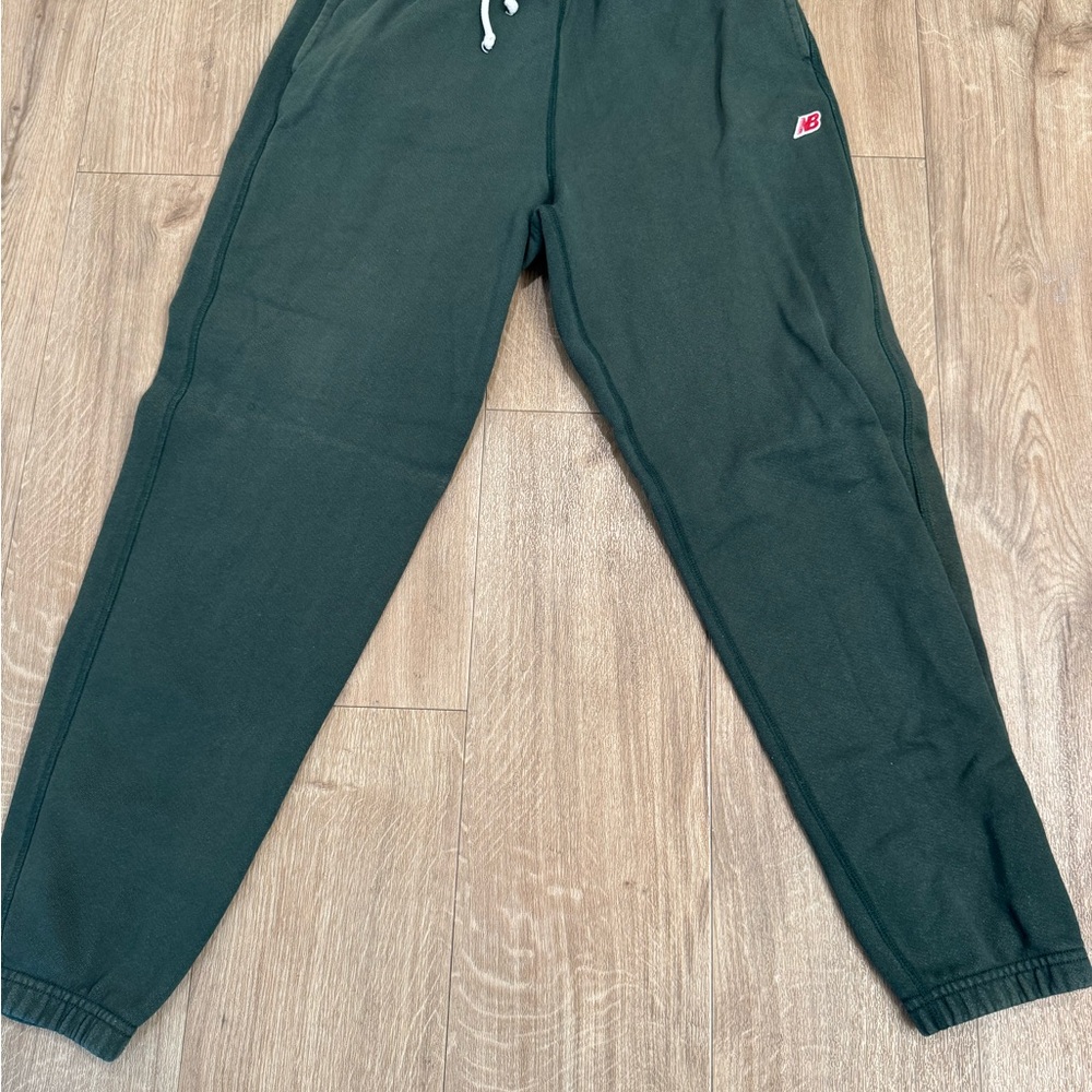 Mens New Balance Made in USA Sweatsuit L top and M bottom - Picture 2 of 9